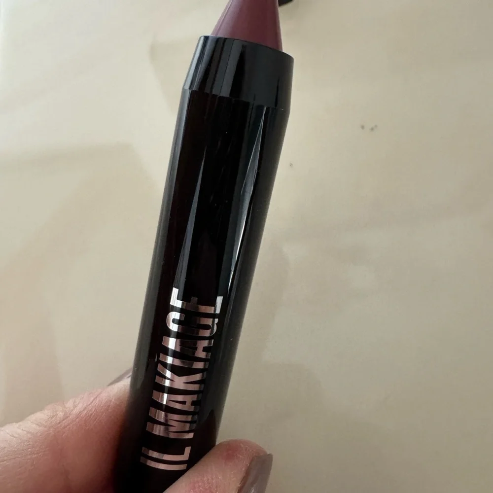 NWT IL MAKIAGE RAVE LIP CRAYON SUPER SHEER LIP COLOR Samui